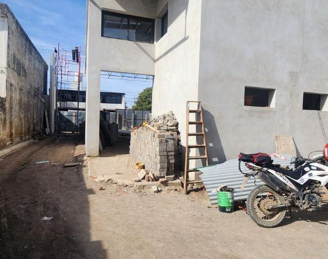Local comercial · 250m²