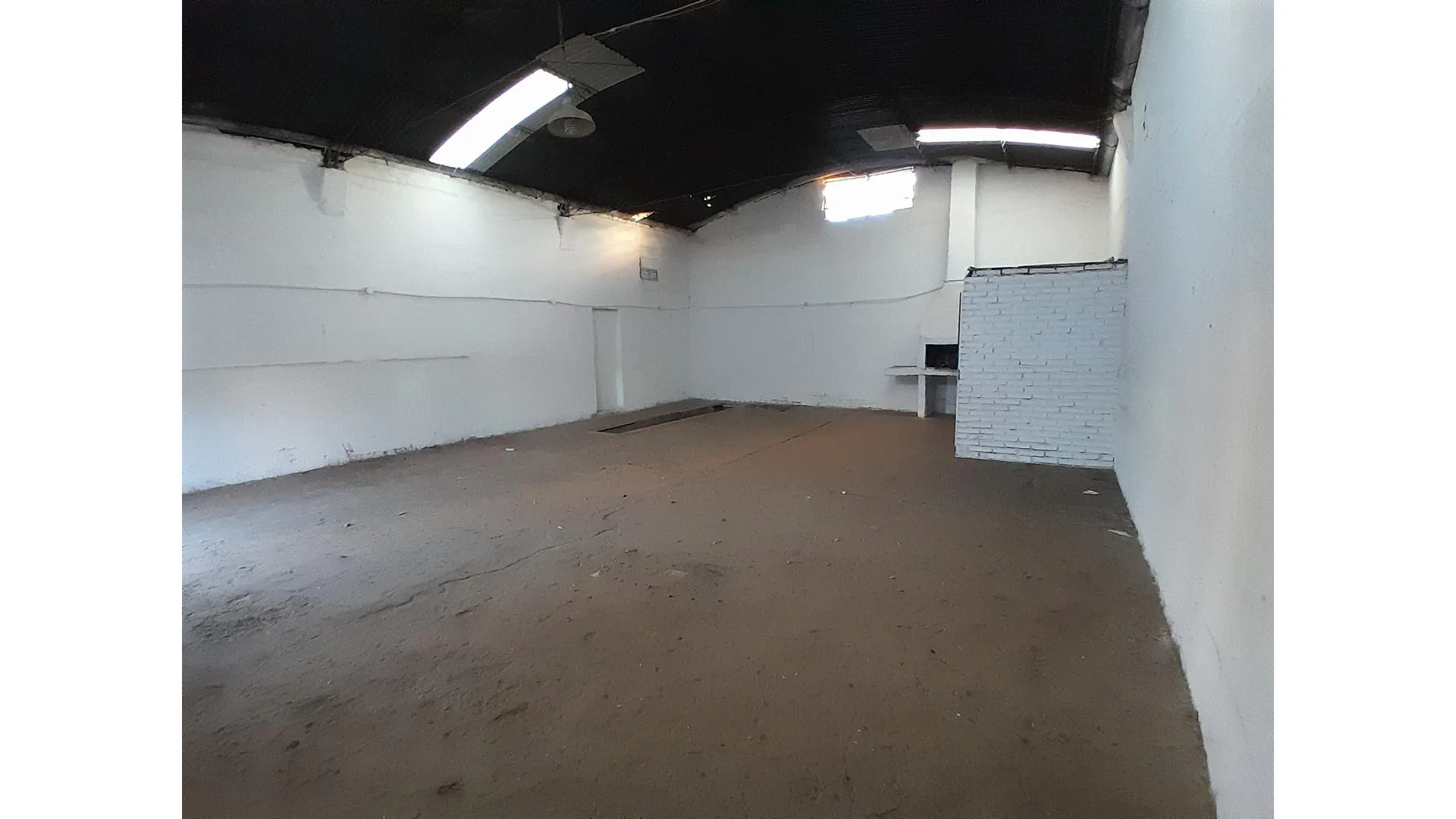 SE ALQUILA GALPON A MTS DE RANCAGUA, FOSA, BAÑO, 101M2 CUB.