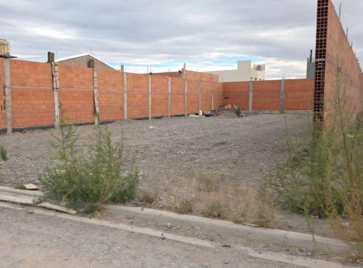 Terreno · 360m²