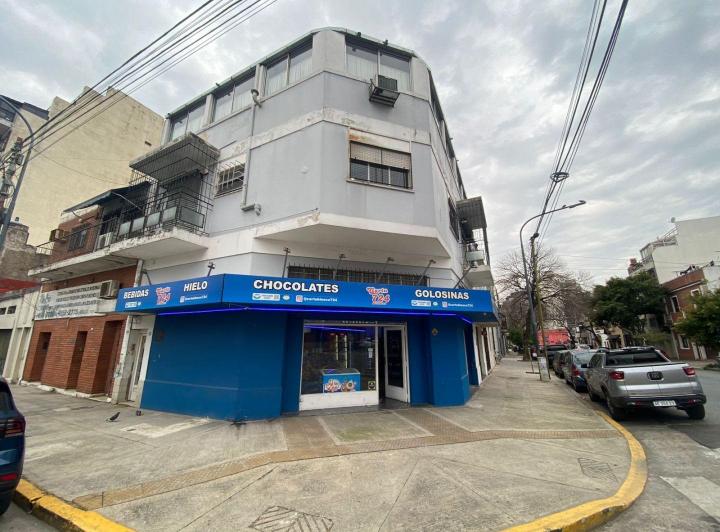 Terreno · 331m² · 7 Ambientes