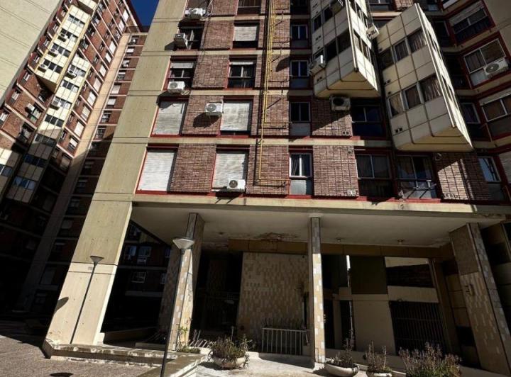 Departamento · 45m² · 4 Ambientes · 1 Cochera