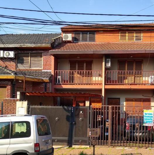 PH · 140m² · 4 Ambientes · 1 Cochera