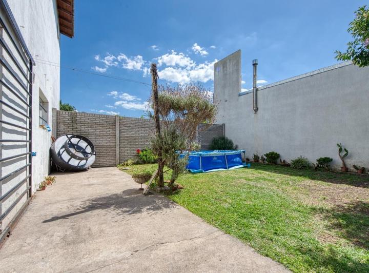 PH · 143m² · 4 Ambientes · 1 Cochera