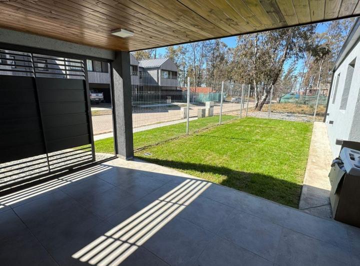 Casa · 157m² · 5 Ambientes · 2 Cocheras
