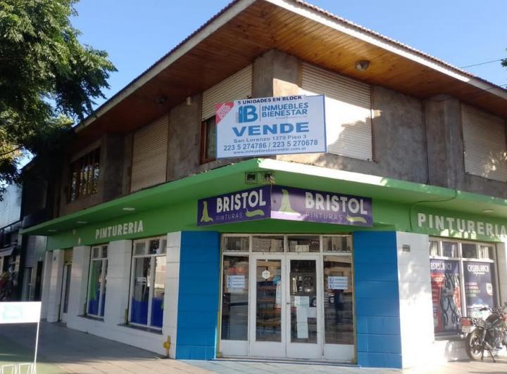 PH · 300m² · 10 Ambientes · 1 Cochera
