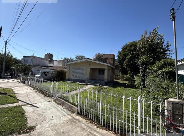 Casa · 90m² · 4 Ambientes · 1 Cochera