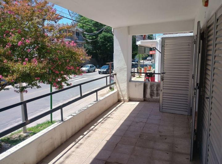 Departamento · 80m² · 7 Ambientes · 1 Cochera