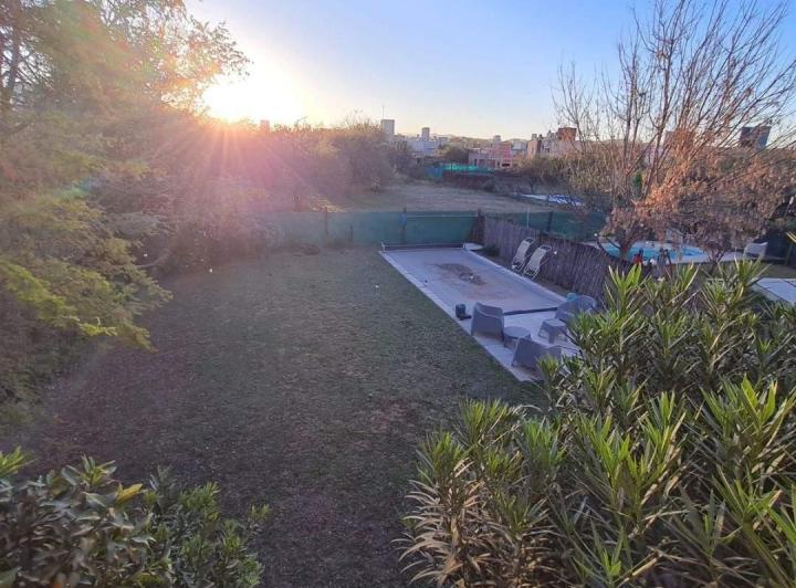 Casa · 170m² · 5 Ambientes