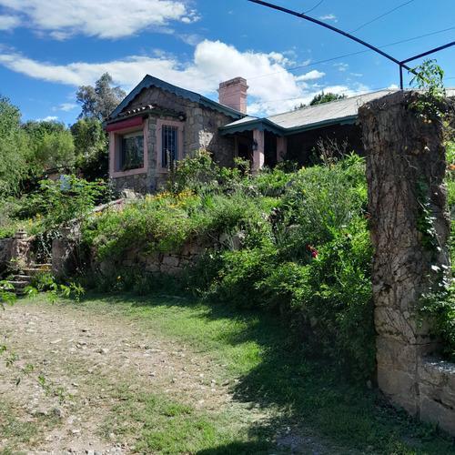 Casa · 330m² · 4 Ambientes