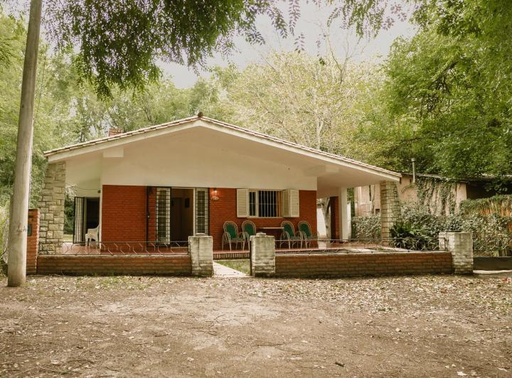 Casa · 130m² · 2 Dormitorios · 1 Cochera