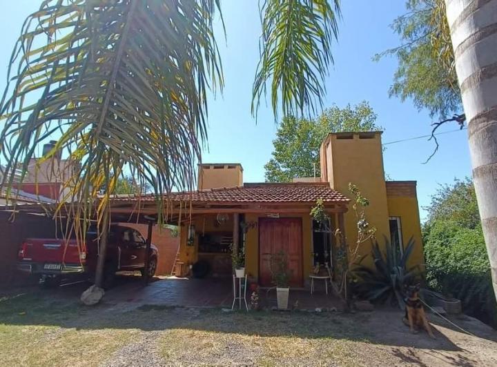 Casa · 170m² · 3 Ambientes · 1 Cochera