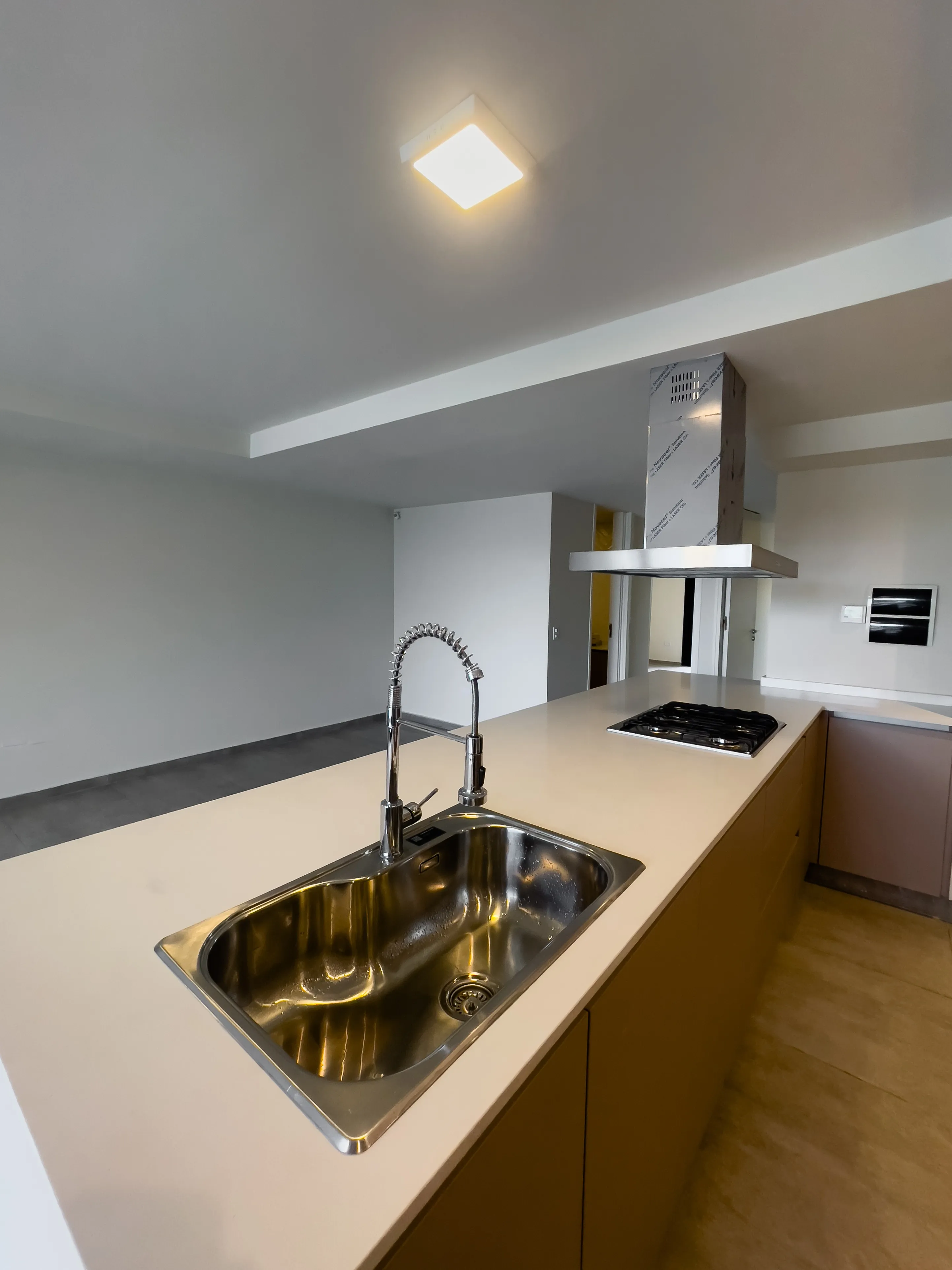 Costas de Manantiales –  departamento con patio a estrenar!