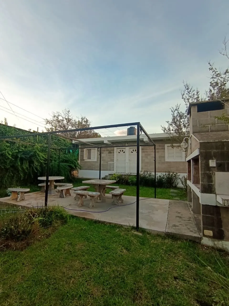COMPLEJO DE DEPTOS EN VENTA – COSQUÍN -INVERSIÓN CON RENTA