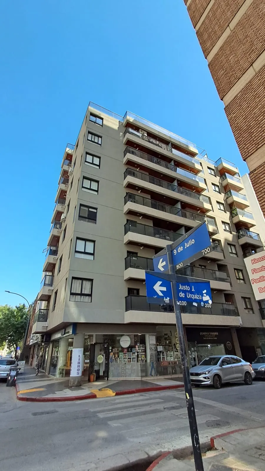Duplex de Categoria con doble terraza propia! EXCELENTE OPORTUNIDAD