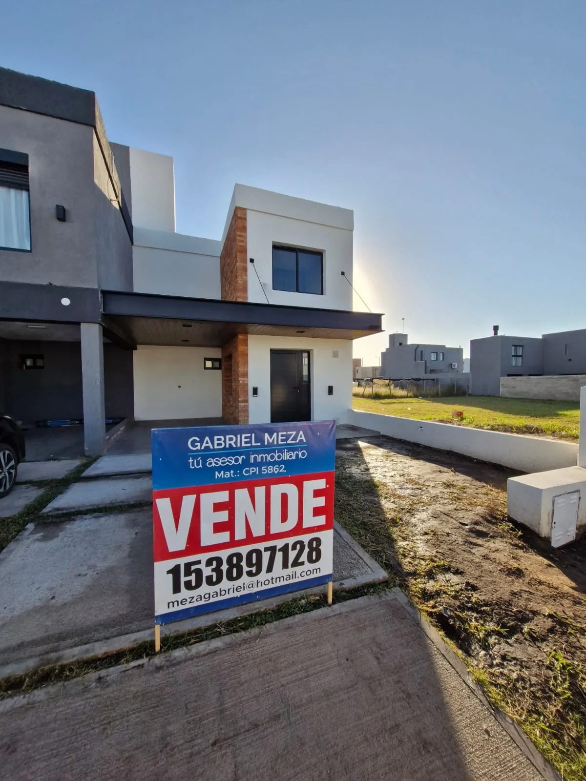 Manantiales Excelente duplex a estrenar, Real Oportunidad  !!!!!!!!!!!
