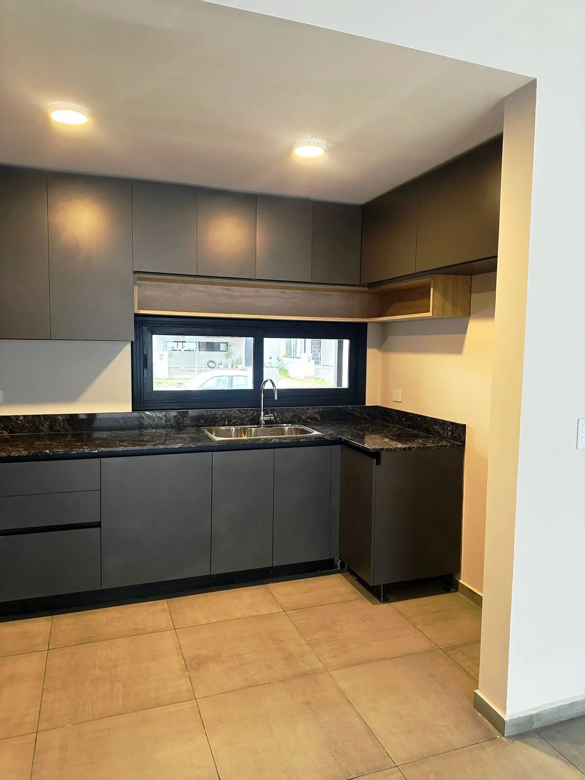 VENDO DUPLEX 2 DORMITORIOS - SAN IGNACIO VILLAGE - ZONA SUR