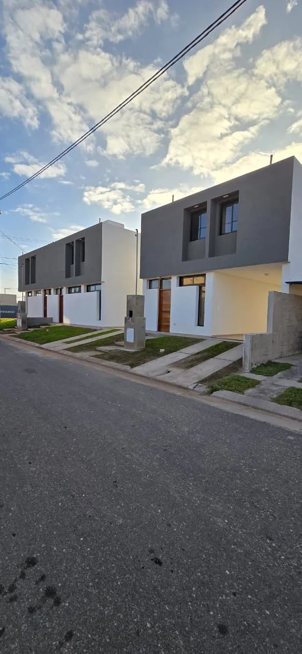 DUPLEX EN VENTA, VALLE CERCANO