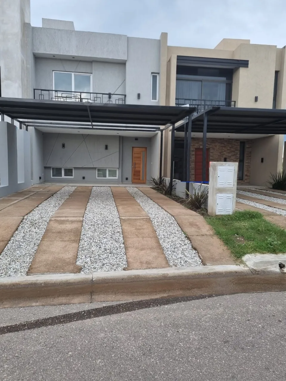 DOCTA BOULEVARD ETAPA 2 - SE VENDE DUPLEX 3 DORMI. 3 BAÑOS