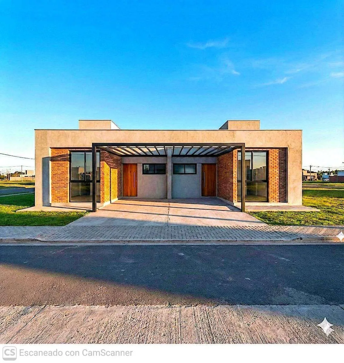 SE VENDE DUPLEX PLANTA BAJA 2 DORM. DOCTA CENTRAL