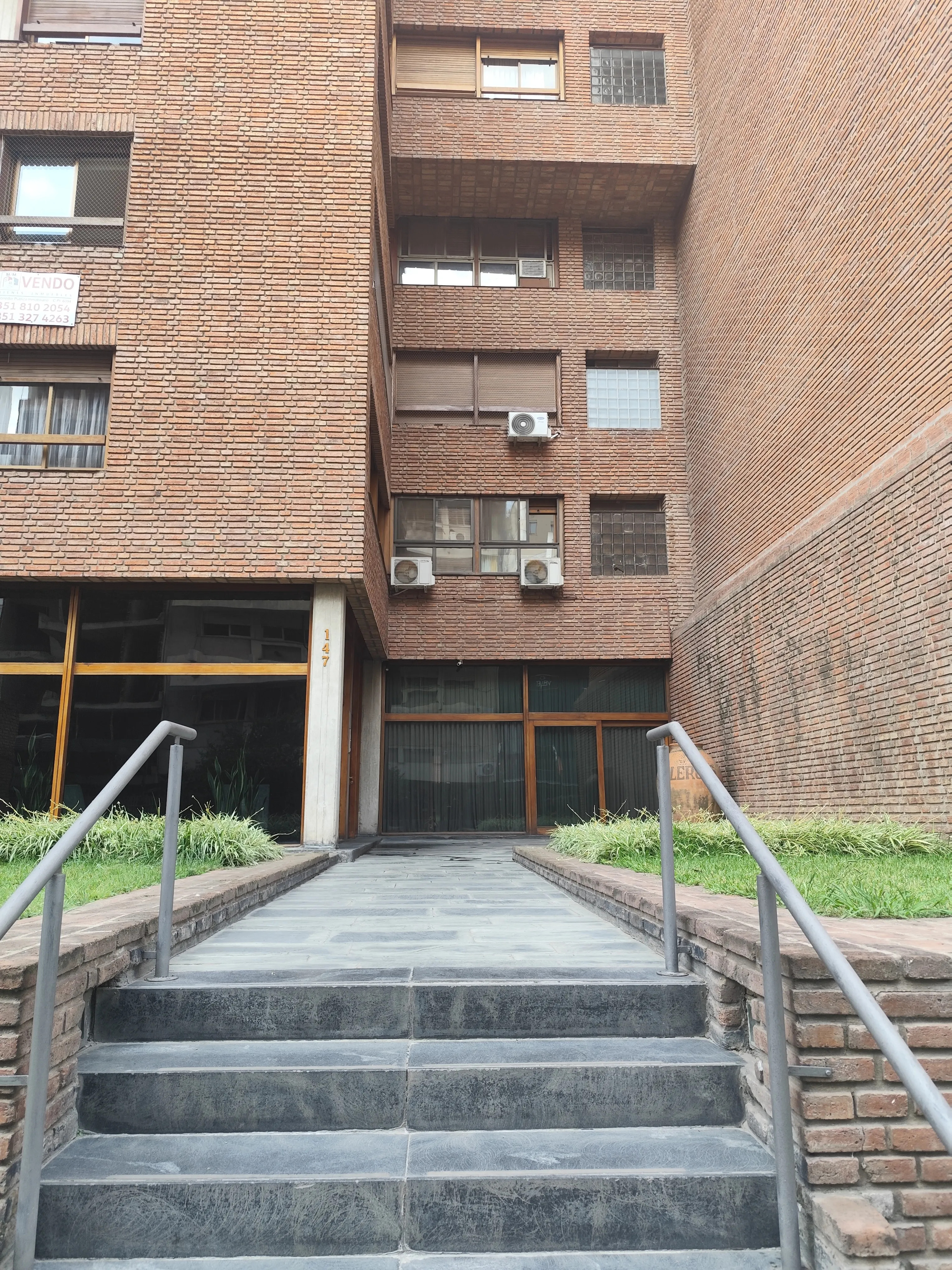 Vendo piso en Nueva Córdoba