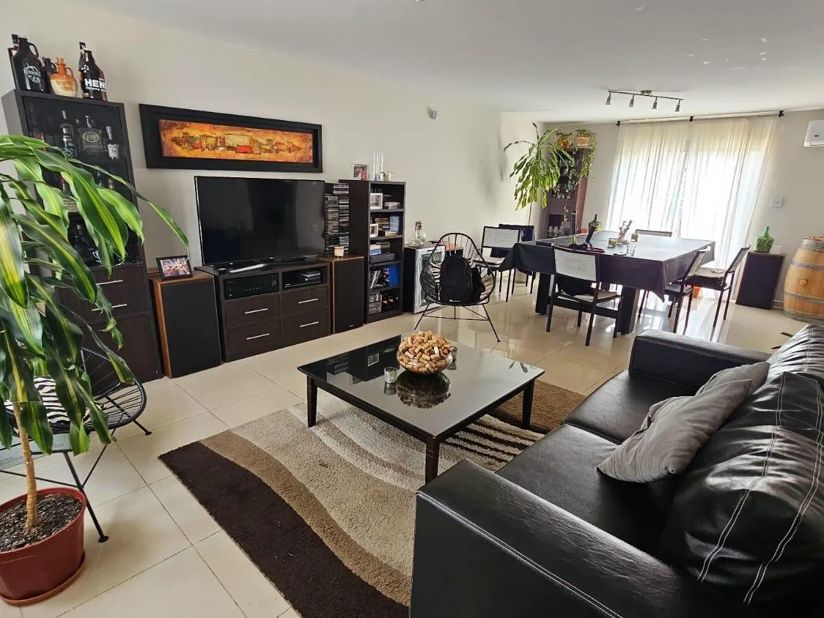 DÚPLEX EN VENTA 3 DORMITORIOS COMPLEJO LAS JARKANAS (VALLE ESCONDIDO) APTO CRÉD.