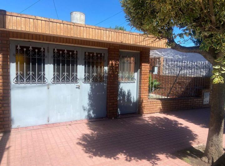 Casa · 120m² · 4 Ambientes · 1 Cochera