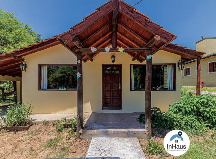 Casa · 80m² · 4 Ambientes · 1 Cochera