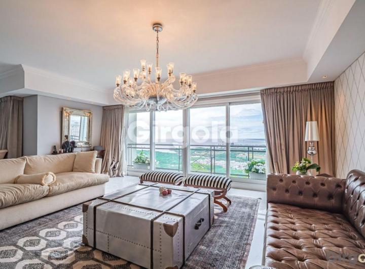 Departamento · 289m² · 5 Ambientes · 7 Cocheras