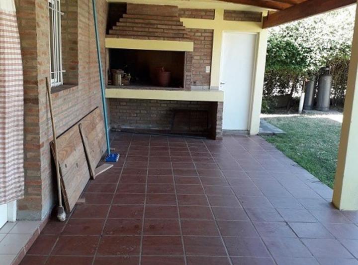 Casa · 130m² · 4 Ambientes · 1 Cochera
