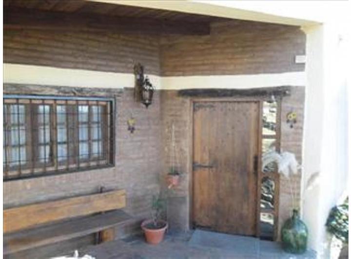 Casa · 140m² · 4 Ambientes · 2 Cocheras