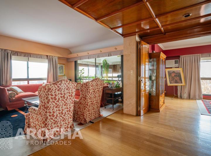 Departamento · 195m² · 5 Ambientes · 1 Cochera