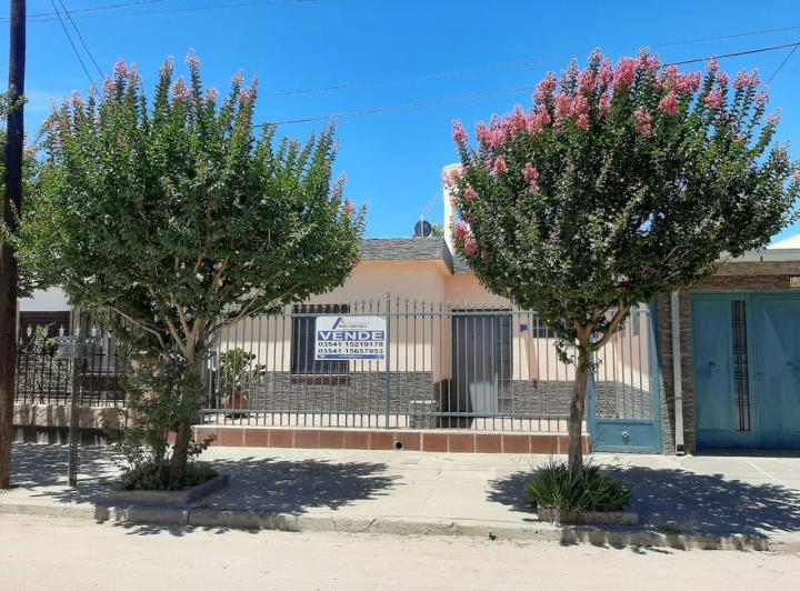 Casa · 116m² · 2 Ambientes · 1 Cochera