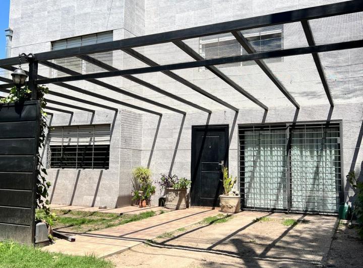 Casa · 150m² · 3 Ambientes · 1 Cochera