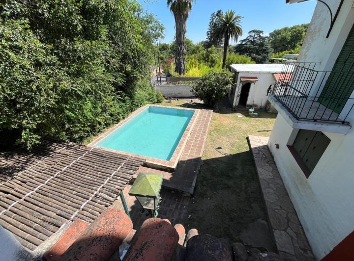Casa · 388m² · 15 Ambientes · 3 Cocheras