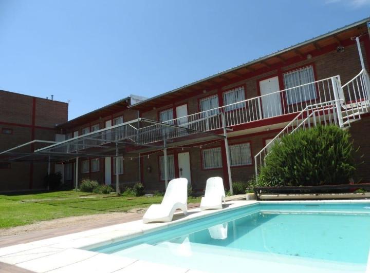 Casa · 340m² · 8 Ambientes