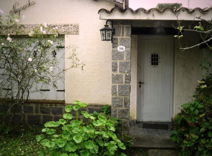 Casa · 130m² · 5 Ambientes · 1 Cochera