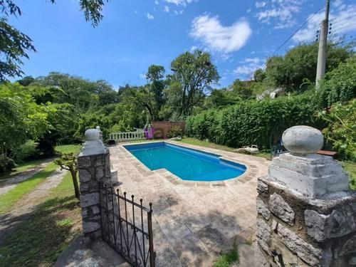 Casa · 372m² · 8 Ambientes