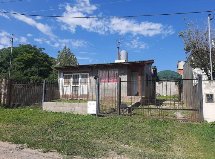 Casa · 77m² · 2 Ambientes · 1 Cochera