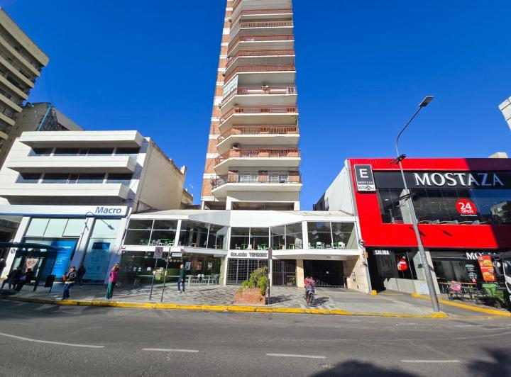 Departamento · 133m² · 5 Ambientes · 1 Cochera