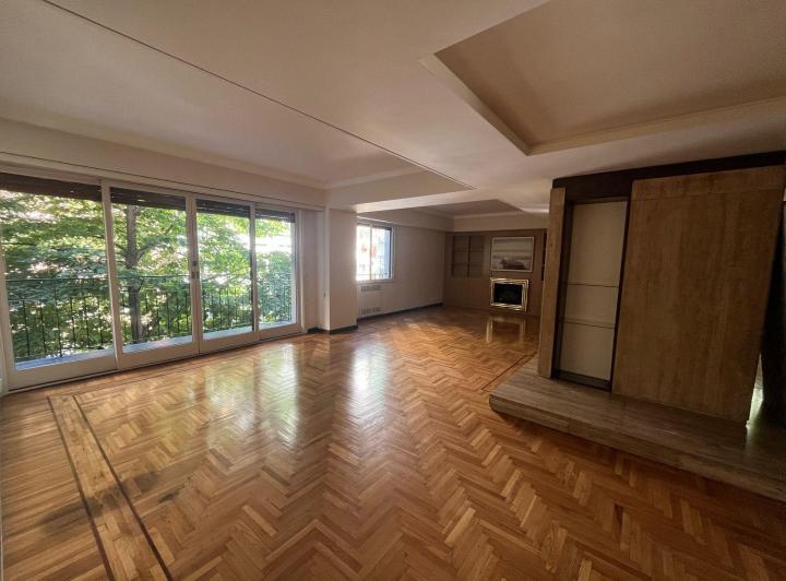 Departamento · 282m² · 8 Ambientes · 2 Cocheras