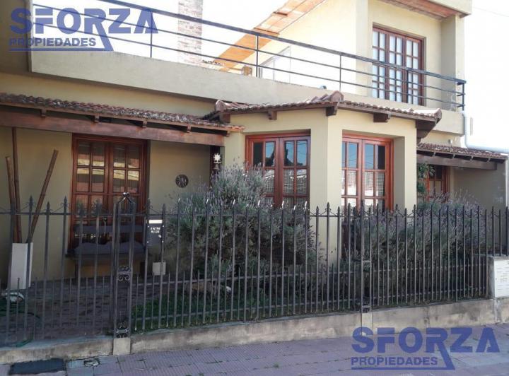Casa · 400m²