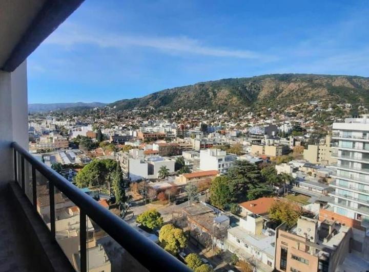 Departamento · 160m² · 4 Ambientes · 1 Cochera