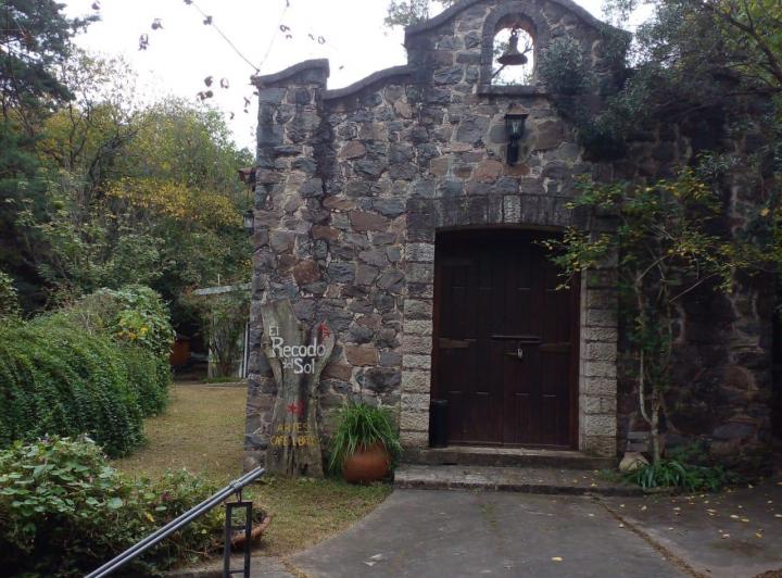 Casa · 140m² · 3 Ambientes · 1 Cochera