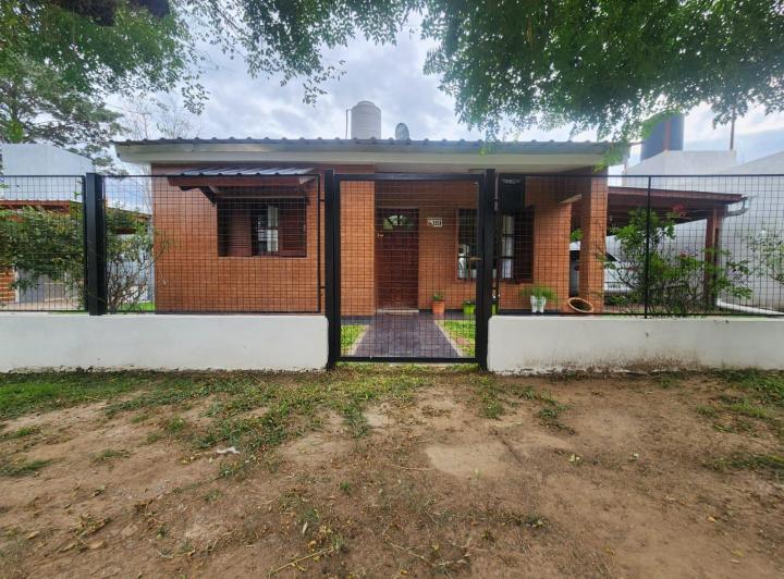 Casa · 130m² · 2 Ambientes · 1 Cochera