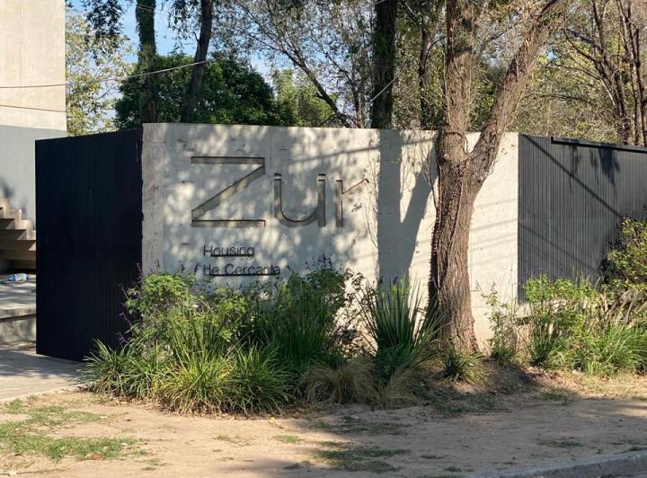 Casa · 100m² · 5 Ambientes · 1 Cochera