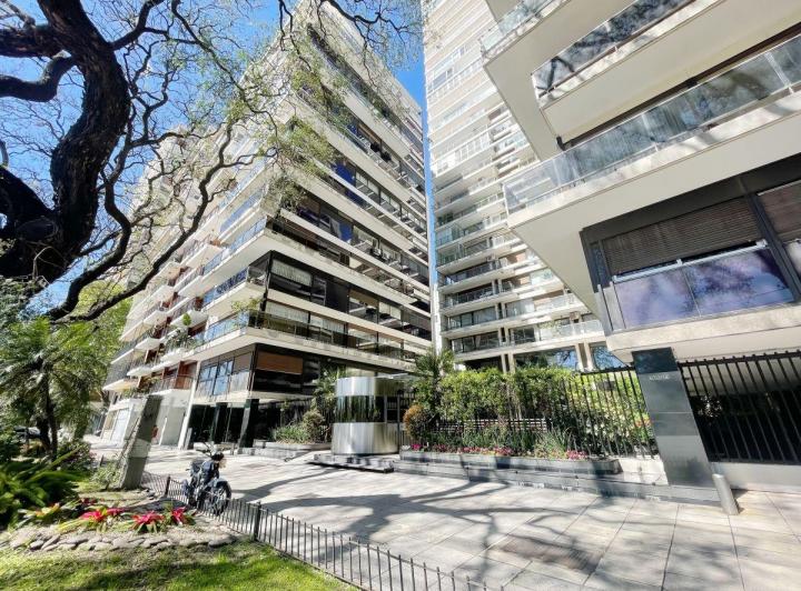 Departamento · 220m² · 4 Ambientes · 1 Cochera