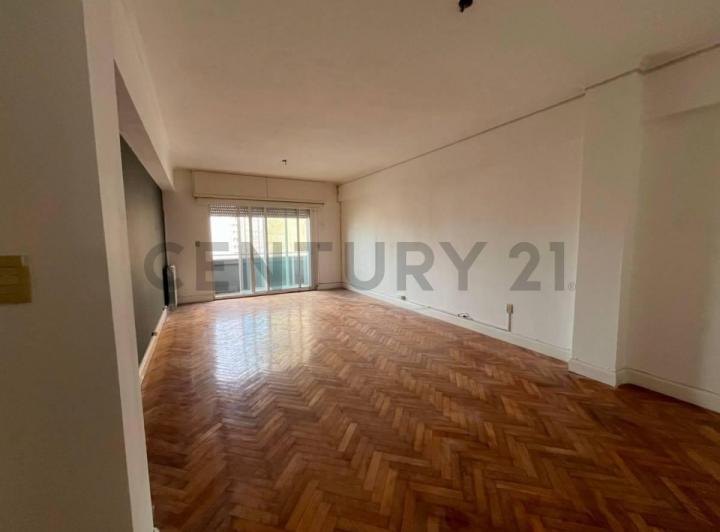 Departamento · 142m² · 8 Ambientes