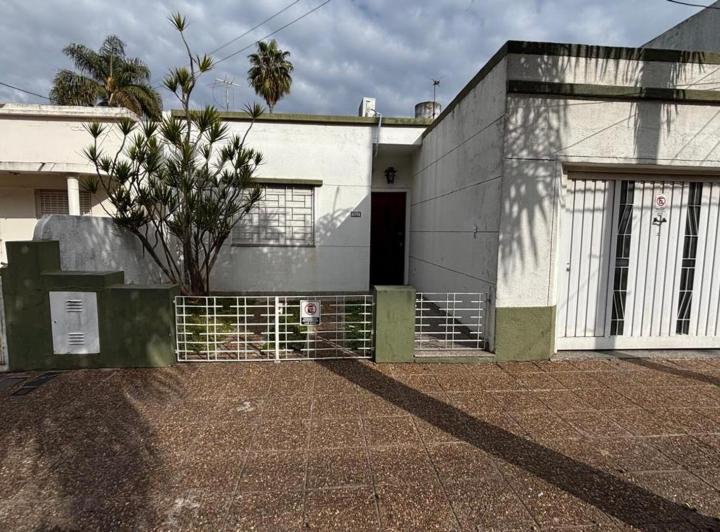 Casa · 70m² · 3 Ambientes · 1 Cochera