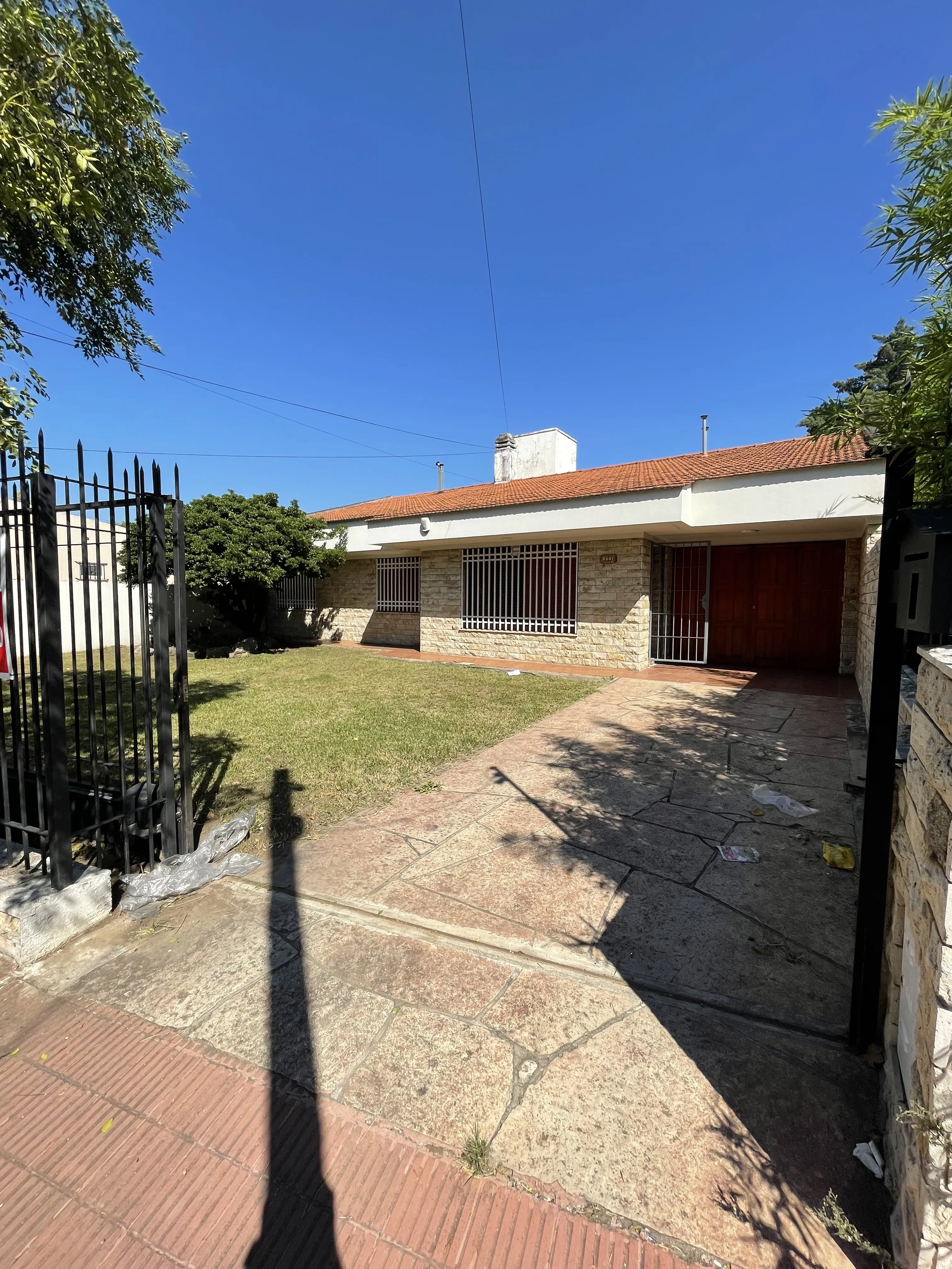 Arguello  Neper Casi  Av R Nuñez Casa 3d,2b 200m2 Cup 600 Ter Apto Credito