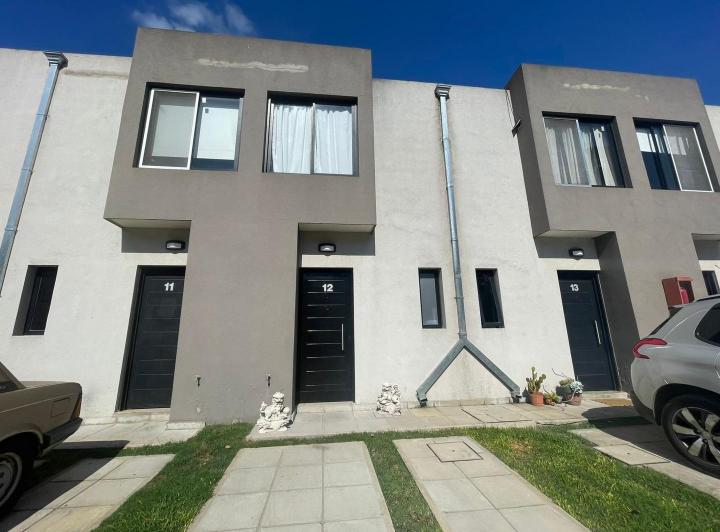 Casa · 60m² · 3 Ambientes · 1 Cochera